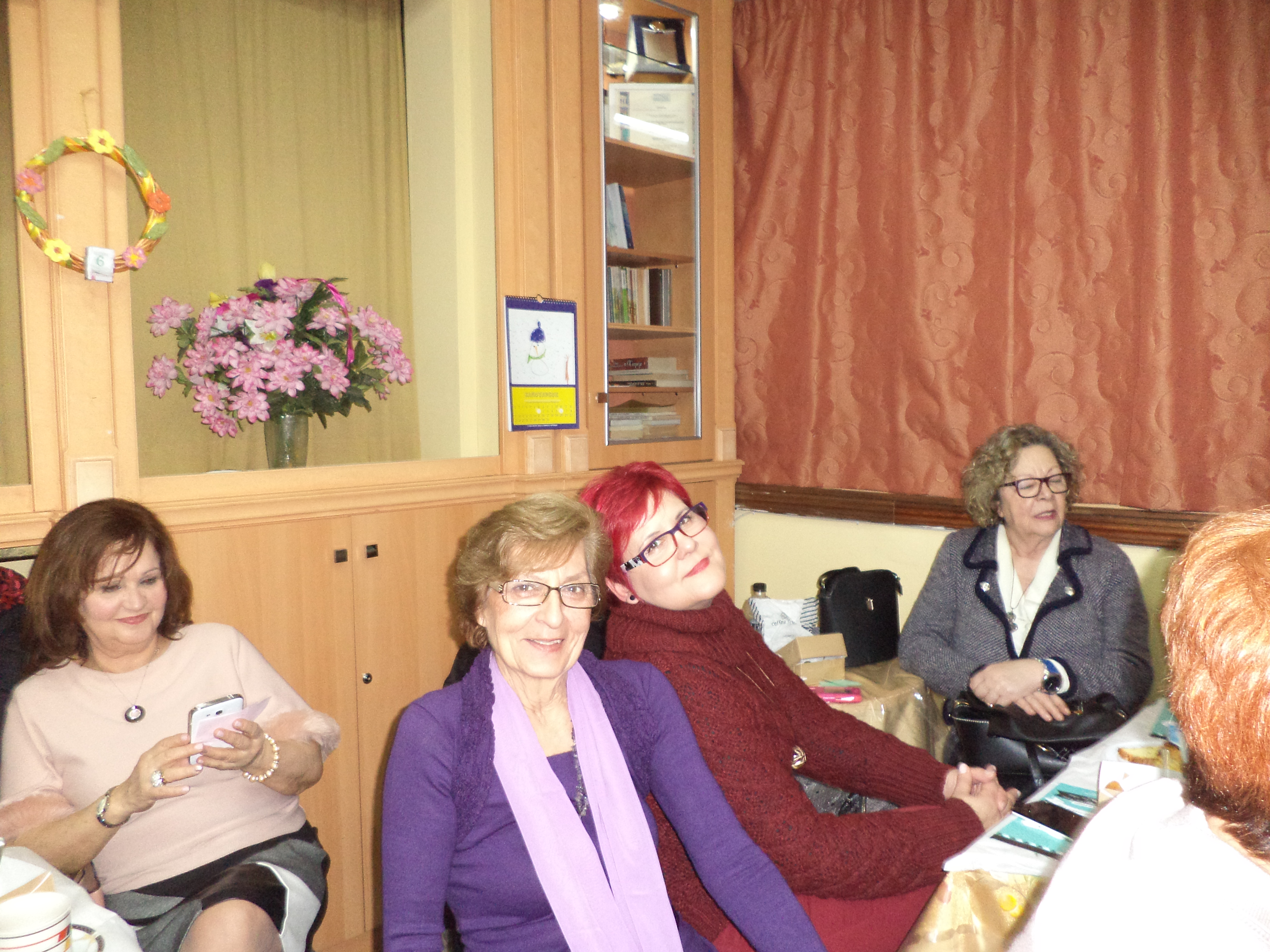 ΑΠΟΓΕΥΜΑΤΙΝΟ ΤΣΑΪ ΜΕ ΛΟΥΚΟΥΜΑΔΕΣ