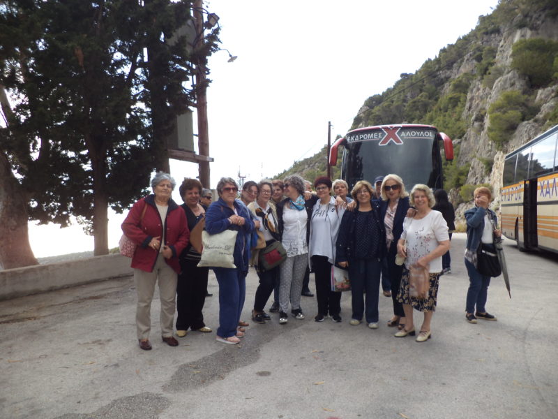 ΑΠΟΓΕΥΜΑΤΙΝΟΣ ΠΕΡΙΠΑΤΟΣ ΣΤΟ ΛΟΥΤΡΑΚΙ